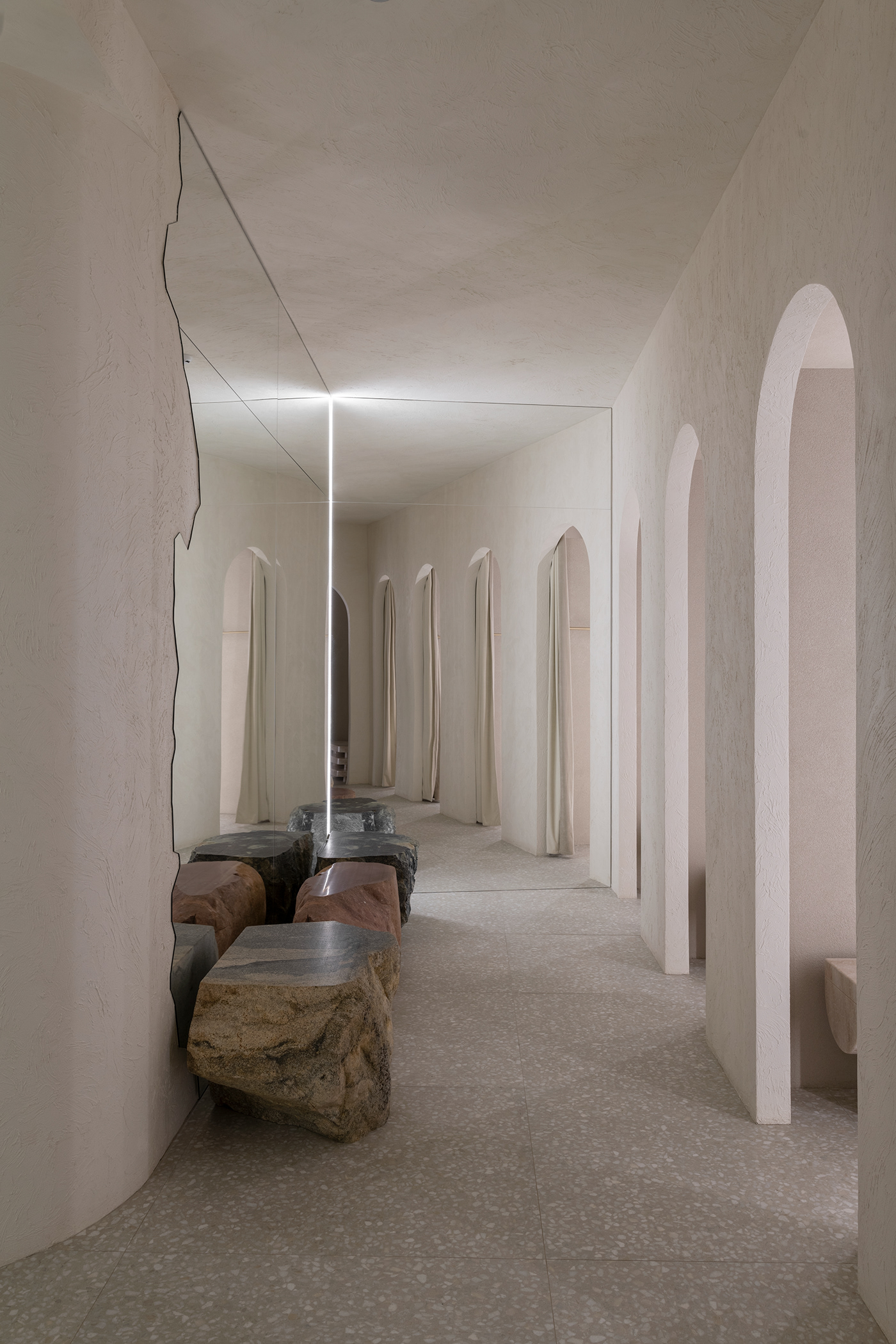 贪婪商店丨俄罗斯丨Roman Gulyaev,Maria Tsakharias-42