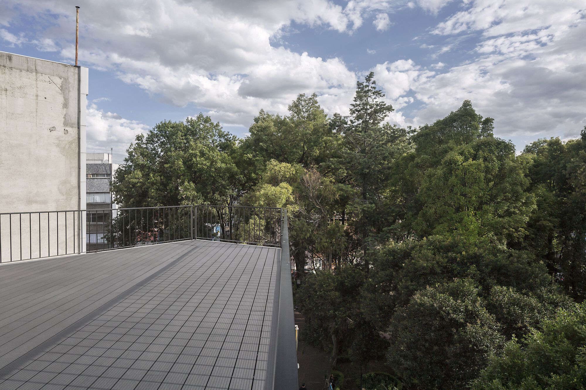 Circular de Morelia 4 Apartment Building / Quintanilla Arquitectos-41