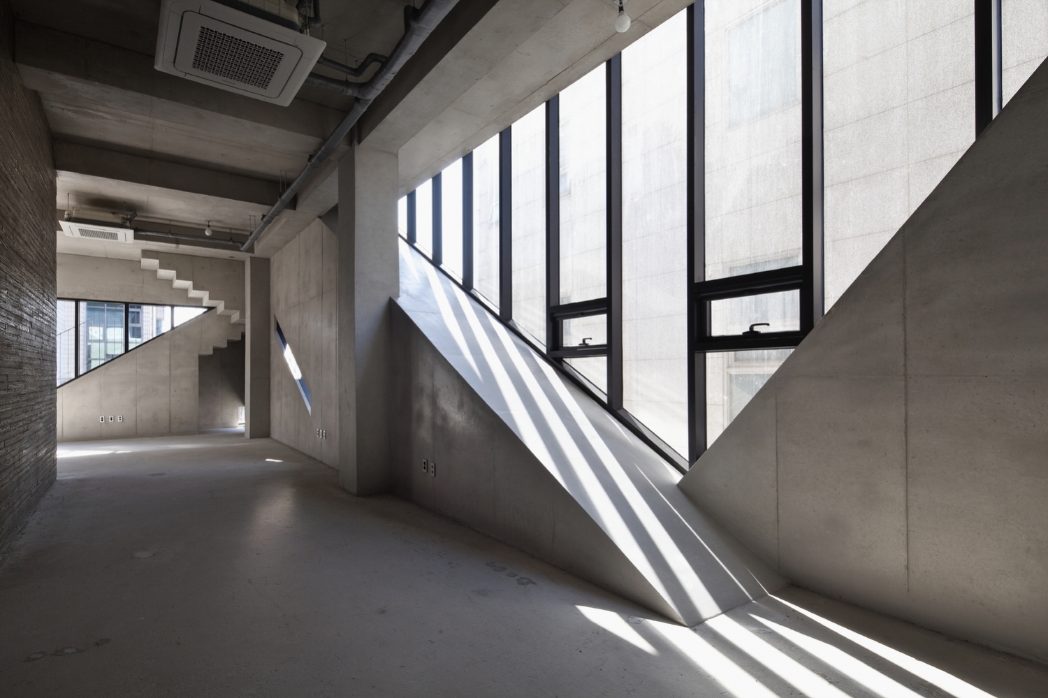 首尔清潭洞 INTERROBANG 大楼丨Sae Min Oh _ bang by min-42