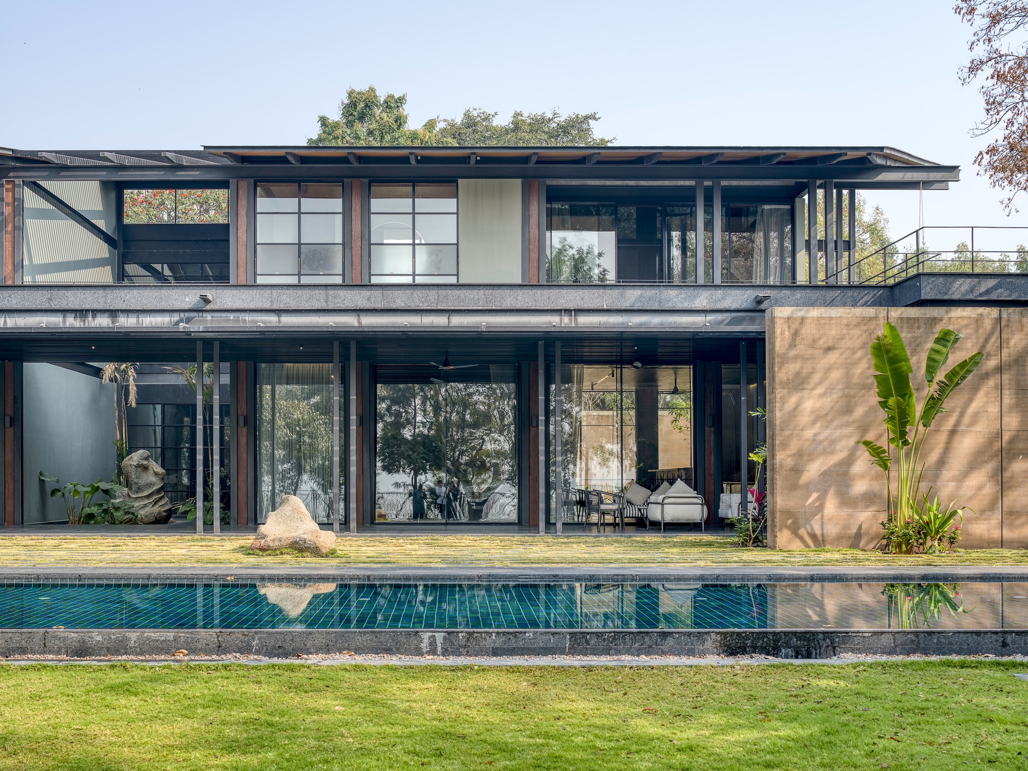 湖滨别墅丨印度丨SPASM Design Architects-26