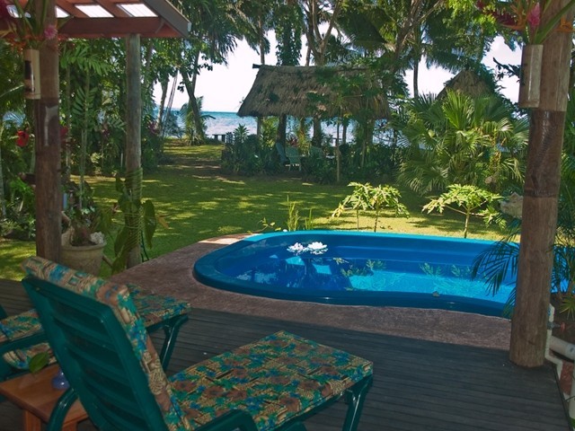 斐济Savusavu小型木屋度假村-10