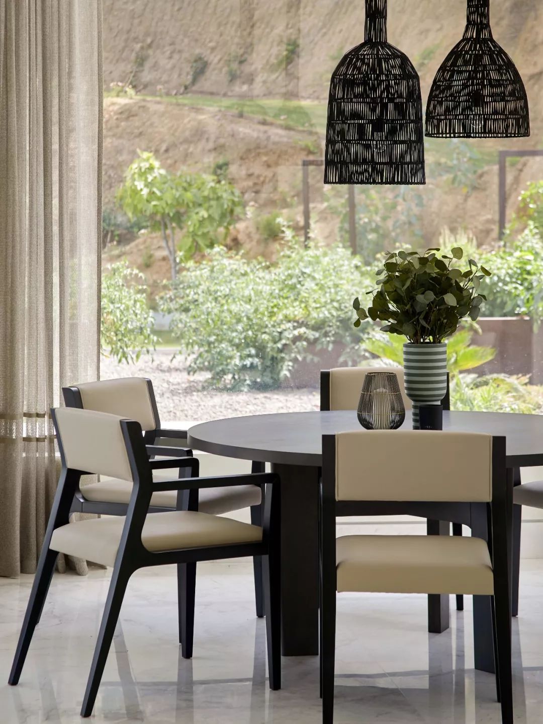 西班牙作品 演绎艺术与作品的无缝结合-17