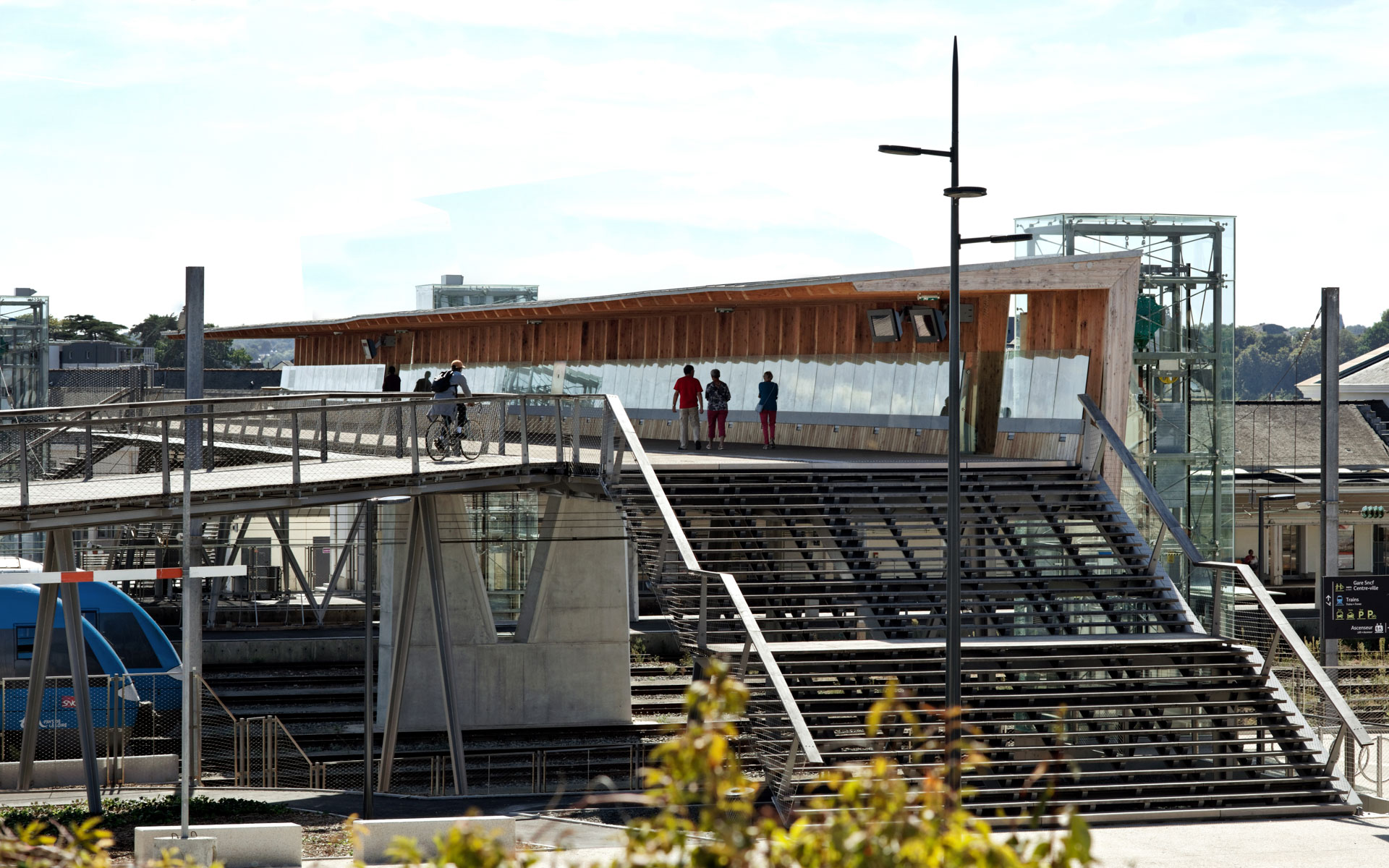 拉瓦尔行人桥丨法国丨Dietmar Feichtinger Architectes-17