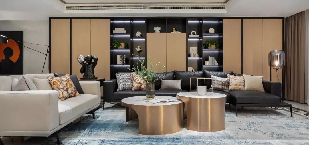 四口之家的现代温馨之家-59