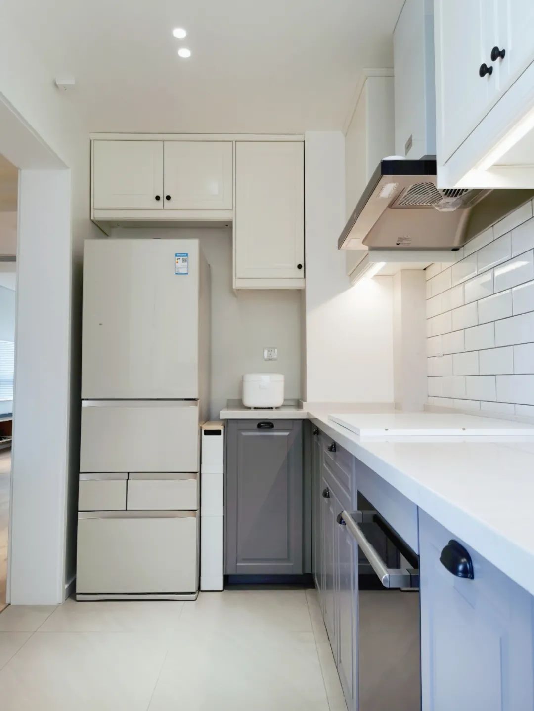 90㎡程序员家居，设备柜、地台、咖啡吧一应俱全-72