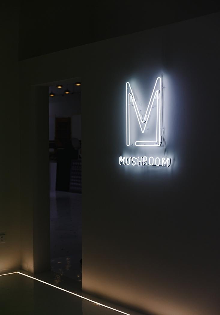 Mushroom 服装店 | 圆拱形空间的趣味与灵动-2