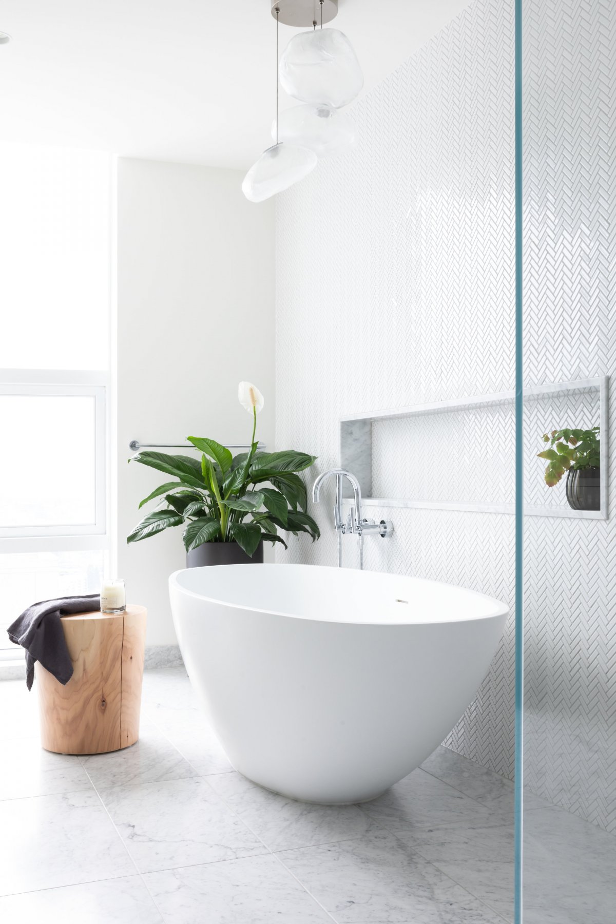 融合自然与全球视角的 Yaletown Residence 设计-9