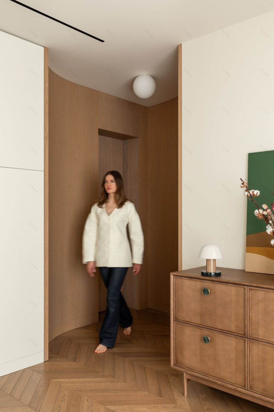 青山别墅(注:house常见可译为房子、住宅、别墅等,这里结合语境GREEN HILLS(青山),别墅表意更合适) 丨UkraineKyiv丨YD interior studio-59