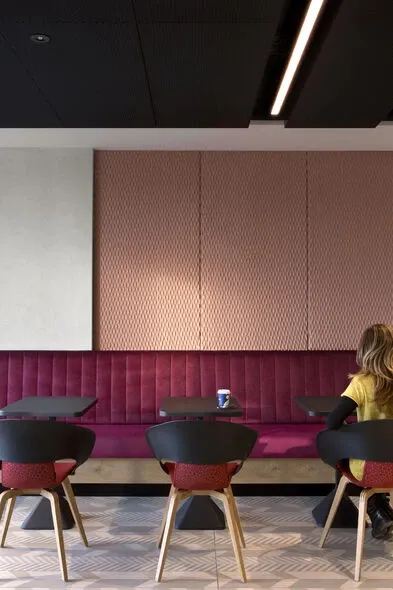 米兰办公室的 3D 纺织声学设计-7