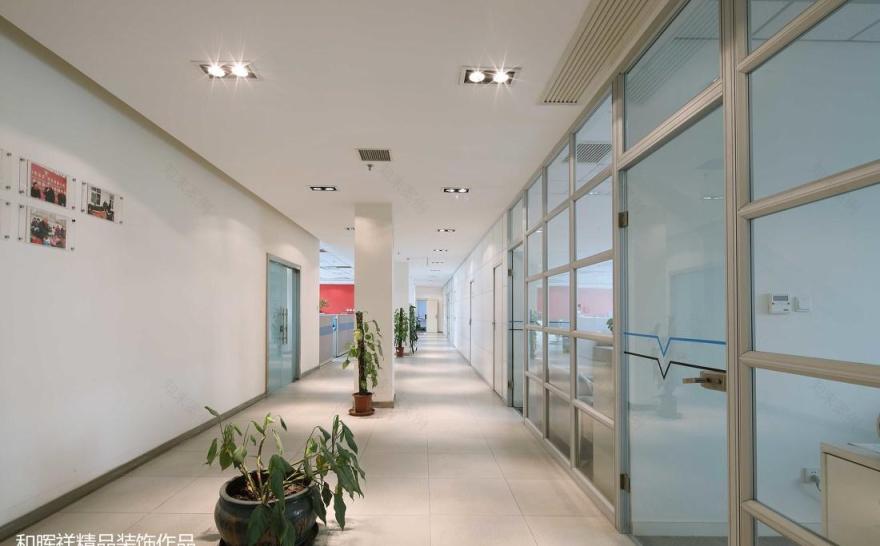 现代简约风办公空间设计案例-19