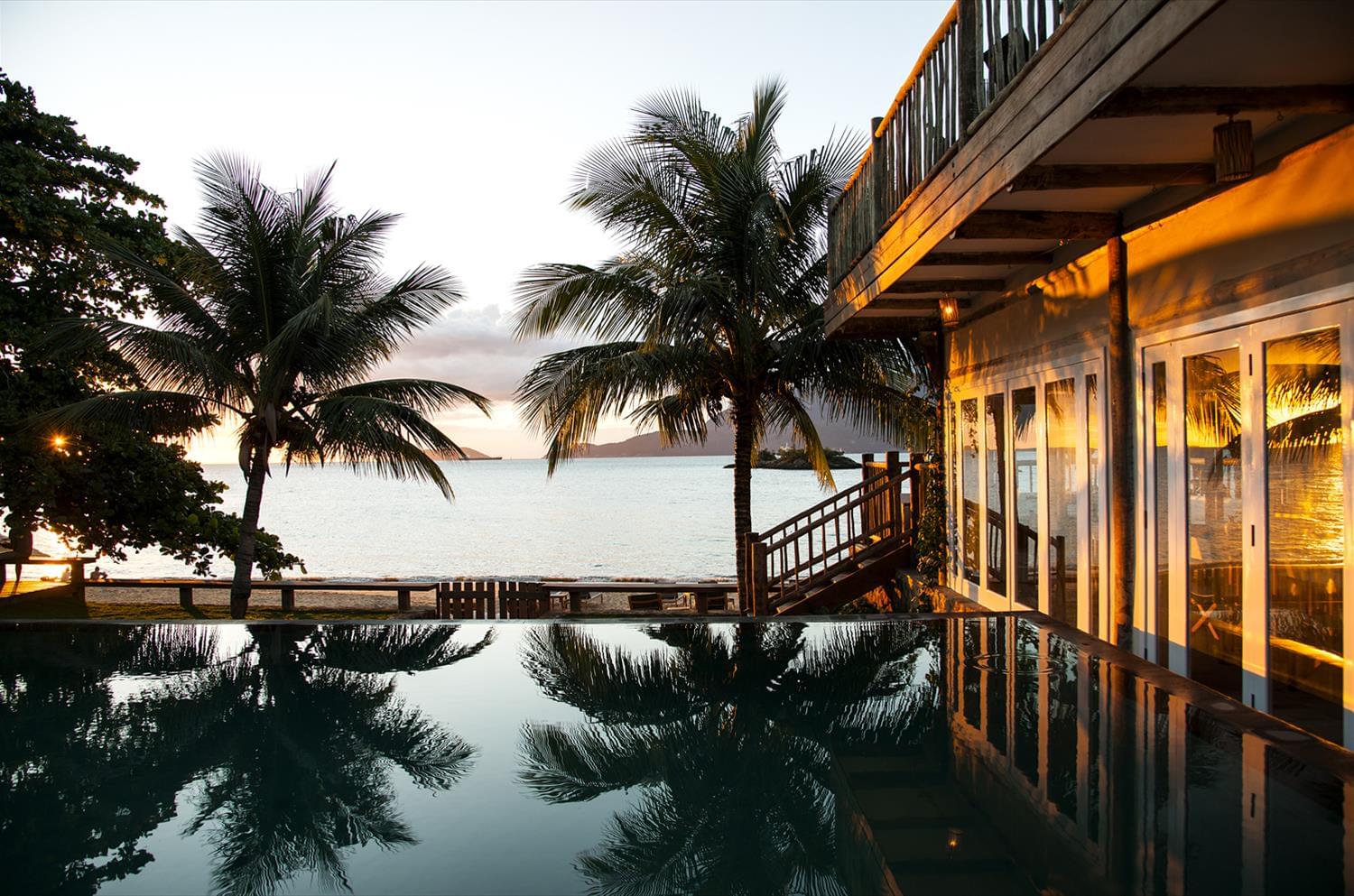 巴西 Hotel TW Guaimbê | 木质环保设计,尽享海滨风光-3