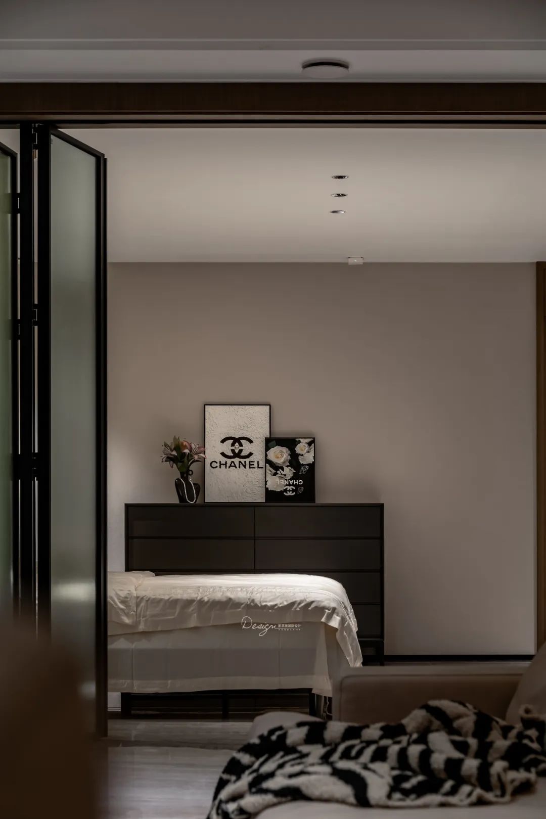 现代时尚的 280㎡小院私宅丨罗太翔,于倩-81