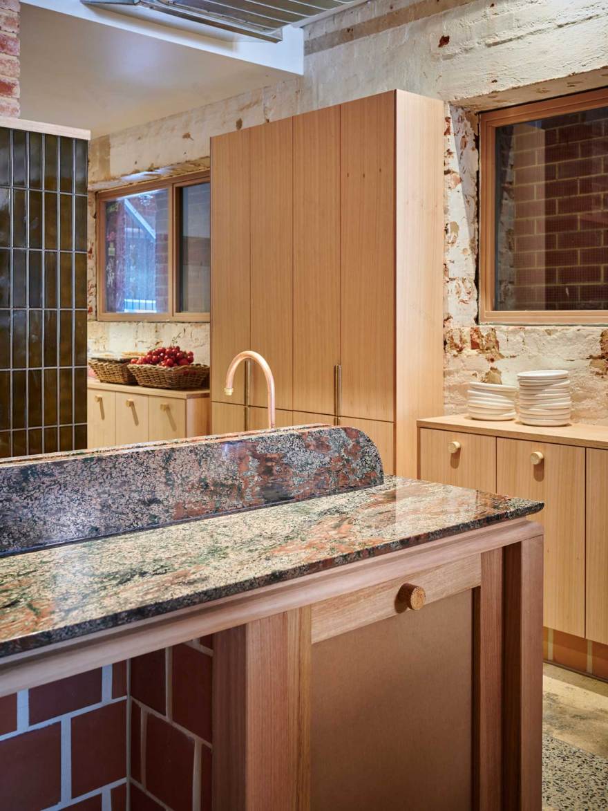 菲诺维诺阿德莱德-3