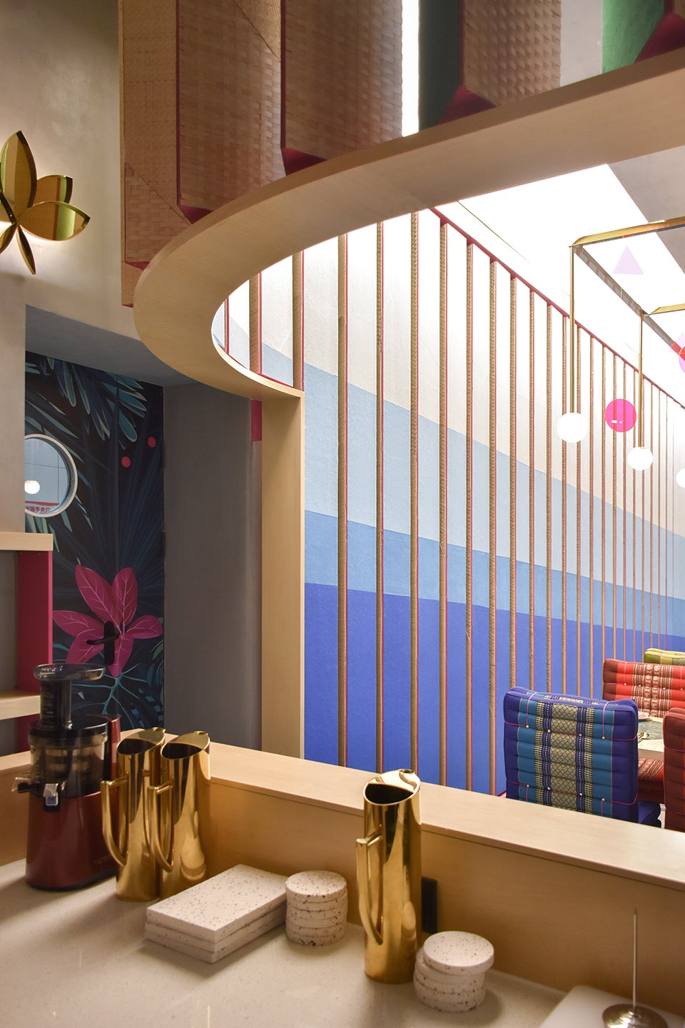 北京 KEAAMI 餐厅,现代泰国风情的色彩盛宴-36