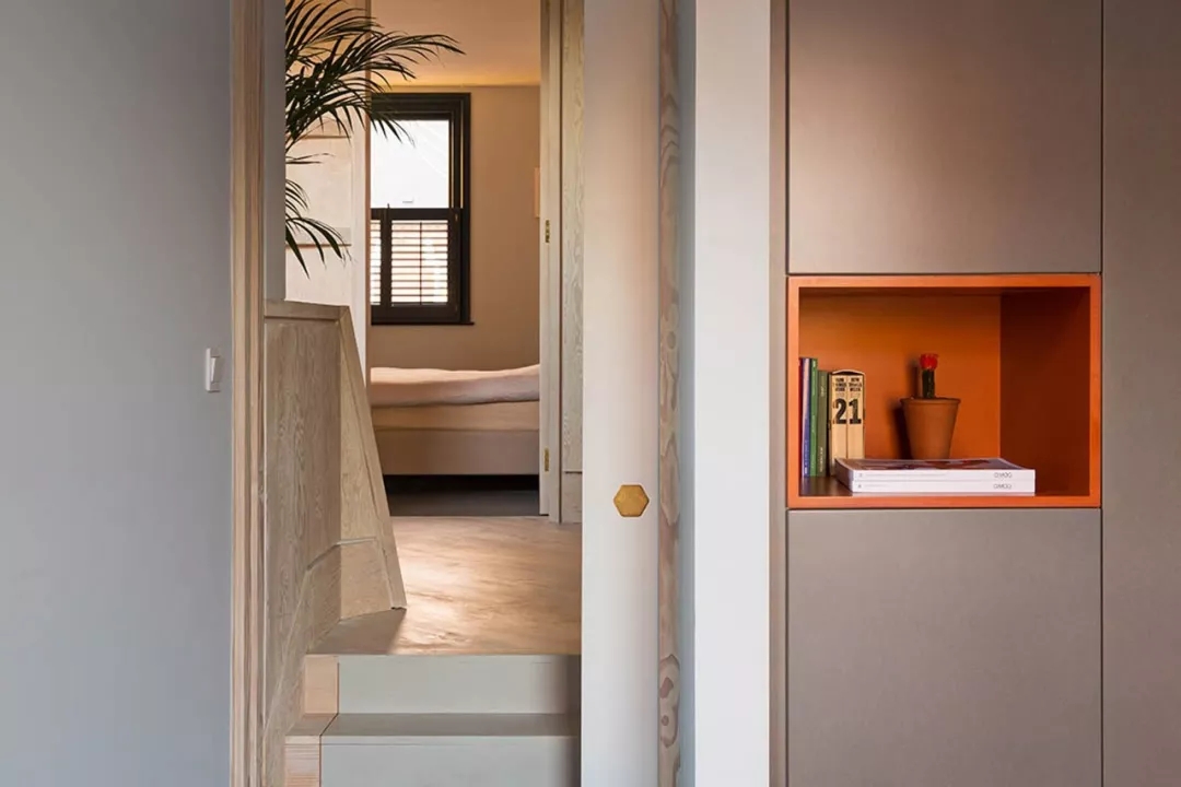 伦敦南部现代亲子住宅改造,打造明亮多彩的空间-34