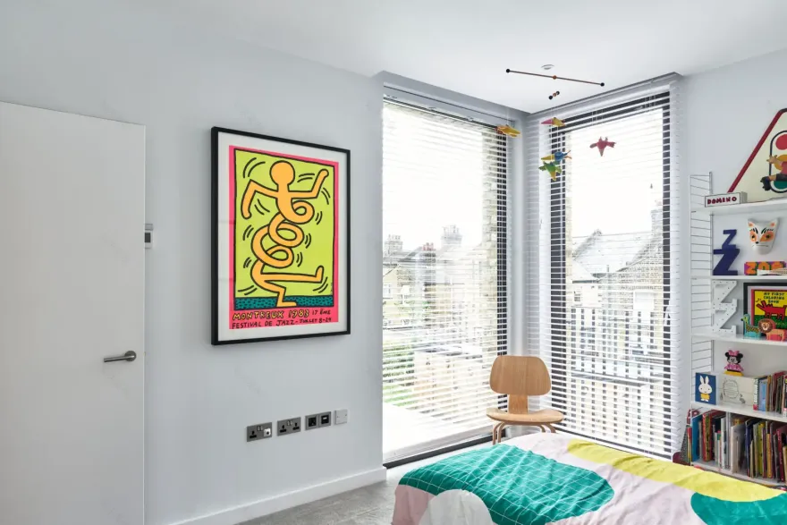 伦敦泰晤士河畔的现代维多利亚式联排别墅-12