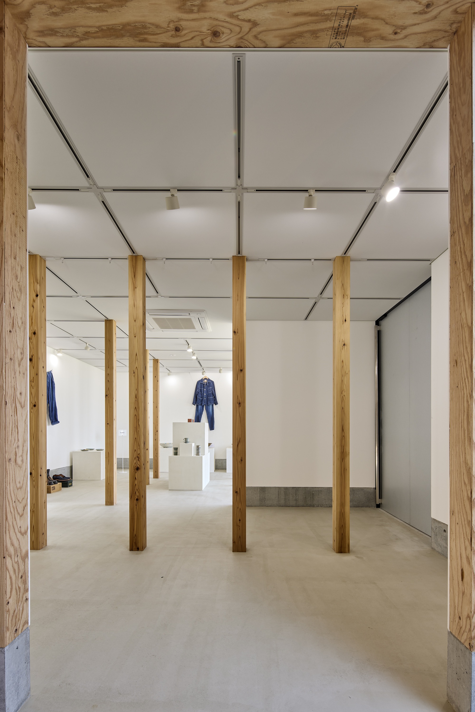 Kugami Terrace Sunset Cafe and Small Gallery / REPLUS Co.,Ltd-42