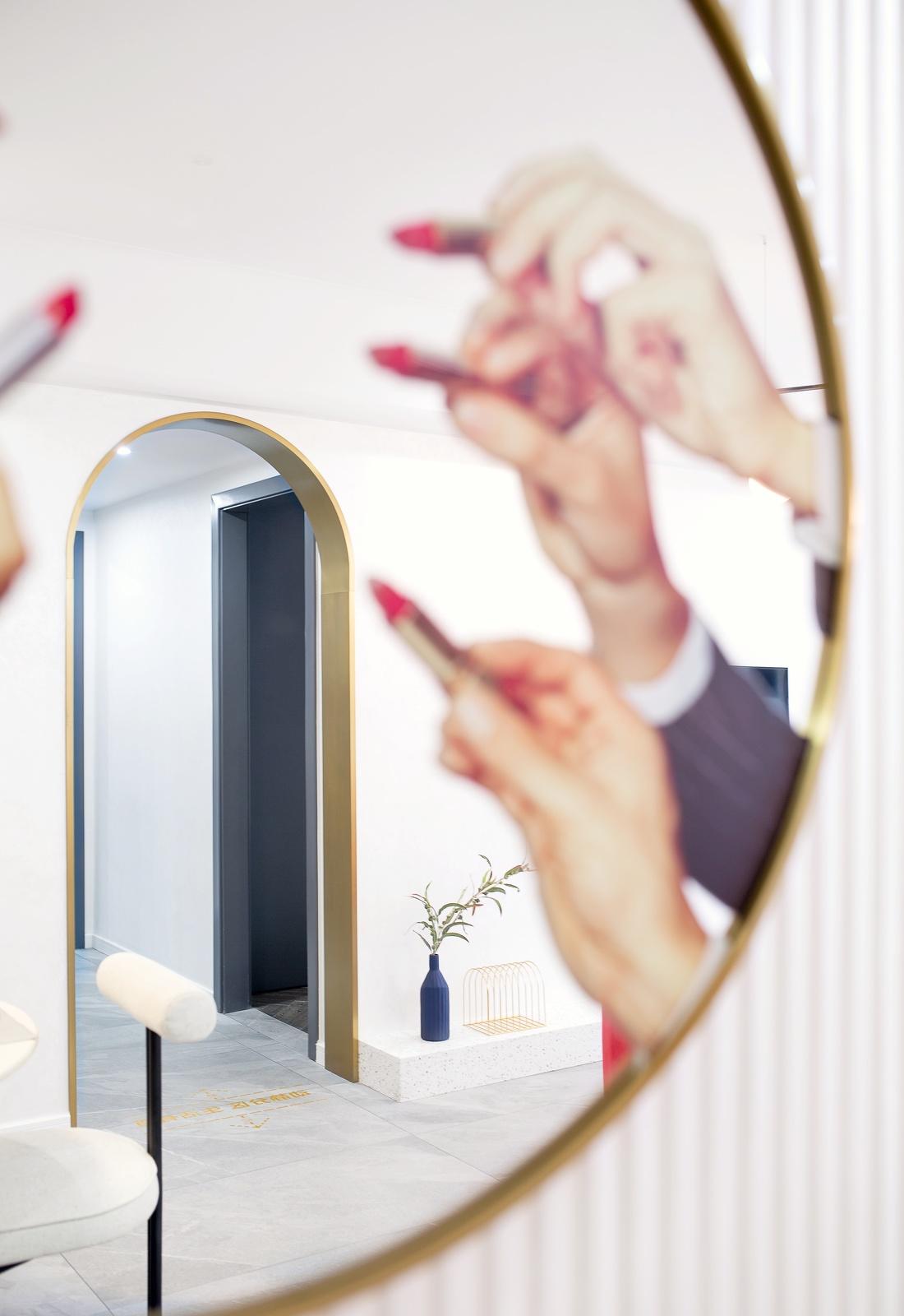 色彩斑斓的现代家居空间,巧妙融入传统元素-6