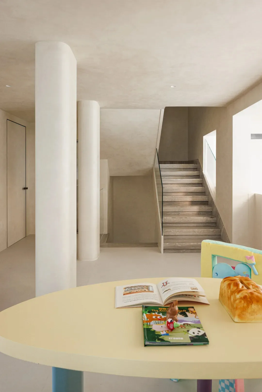 奶油轻侘寂，将生活过成一场私人艺术展-22