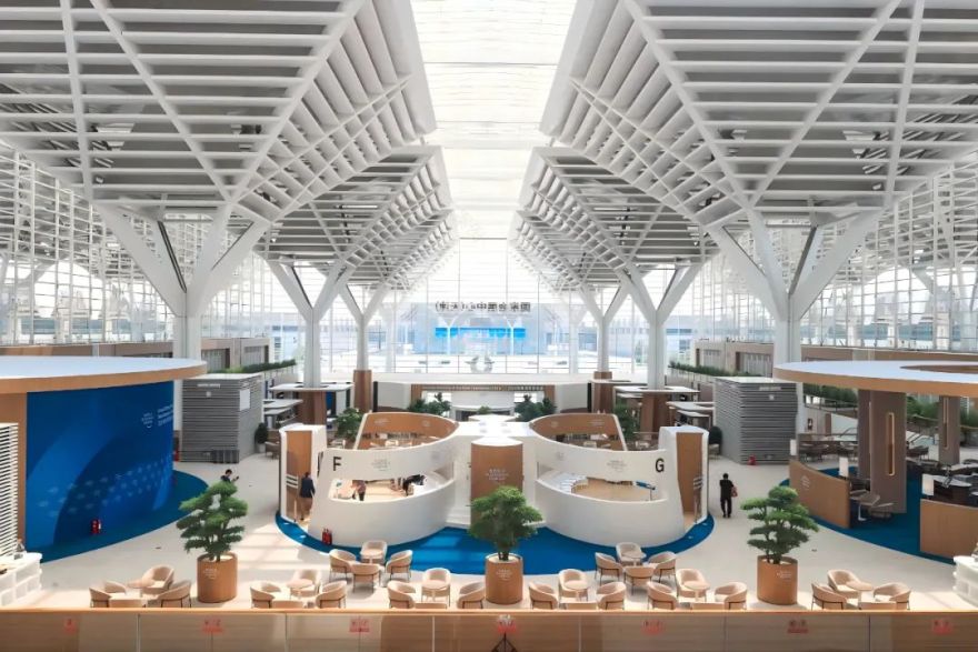 中国建研院承担设计总包工作的国家会展中心(天津)举办第十六届夏季达沃斯论坛-12