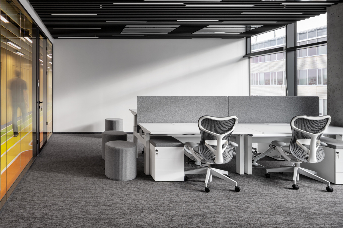 Livesport Prague 办公室设计-17