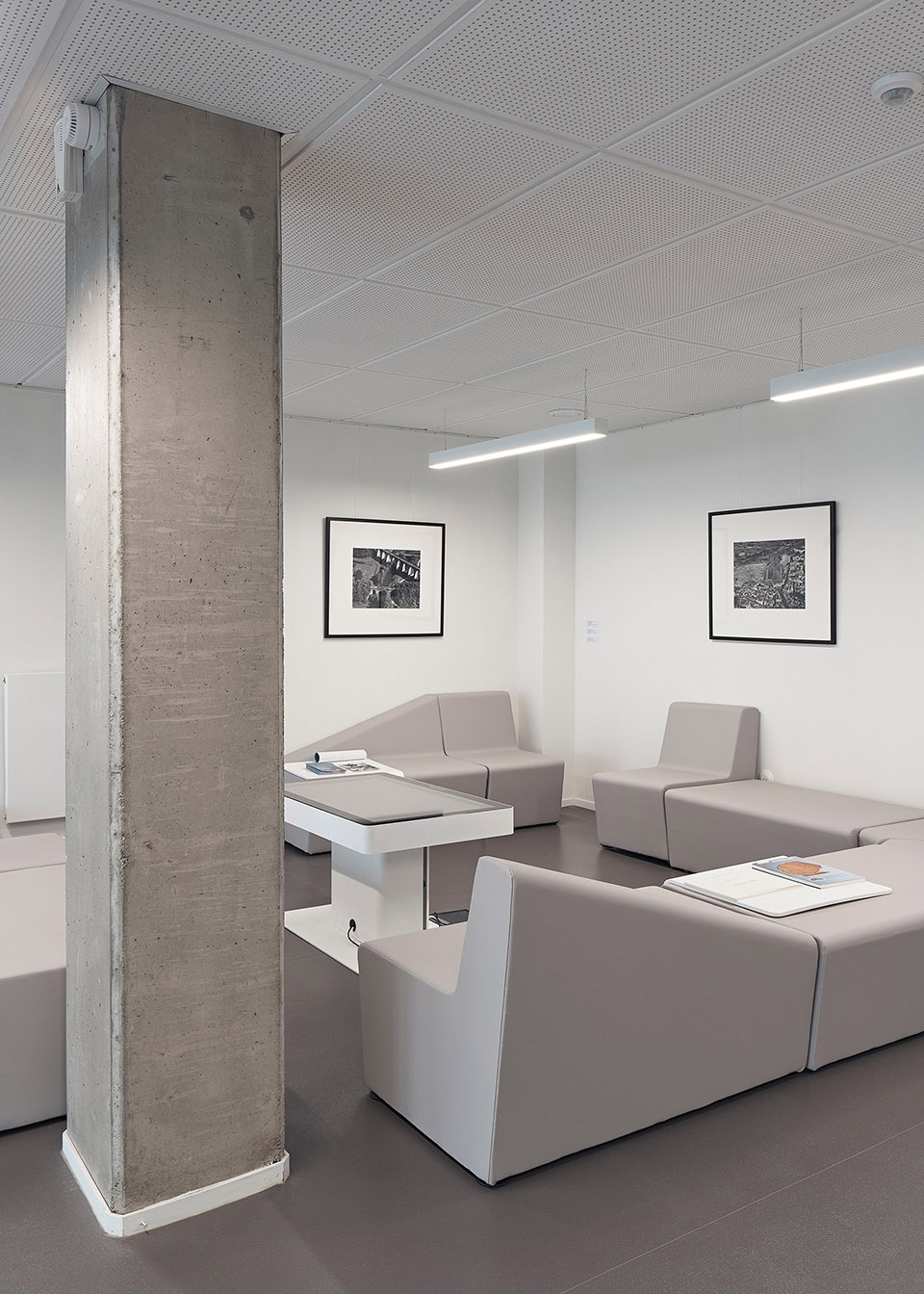 上法兰西综合理工大学创意空间丨法国丨Coldefy-16