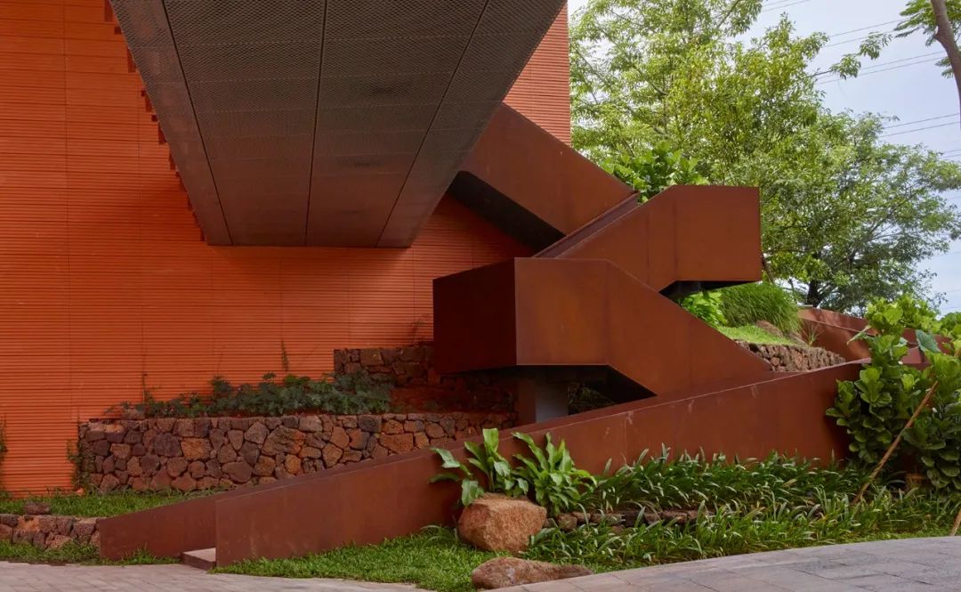 海南生态智慧新城数字市政厅 | 红土、梯田与可持续设计的融合-61