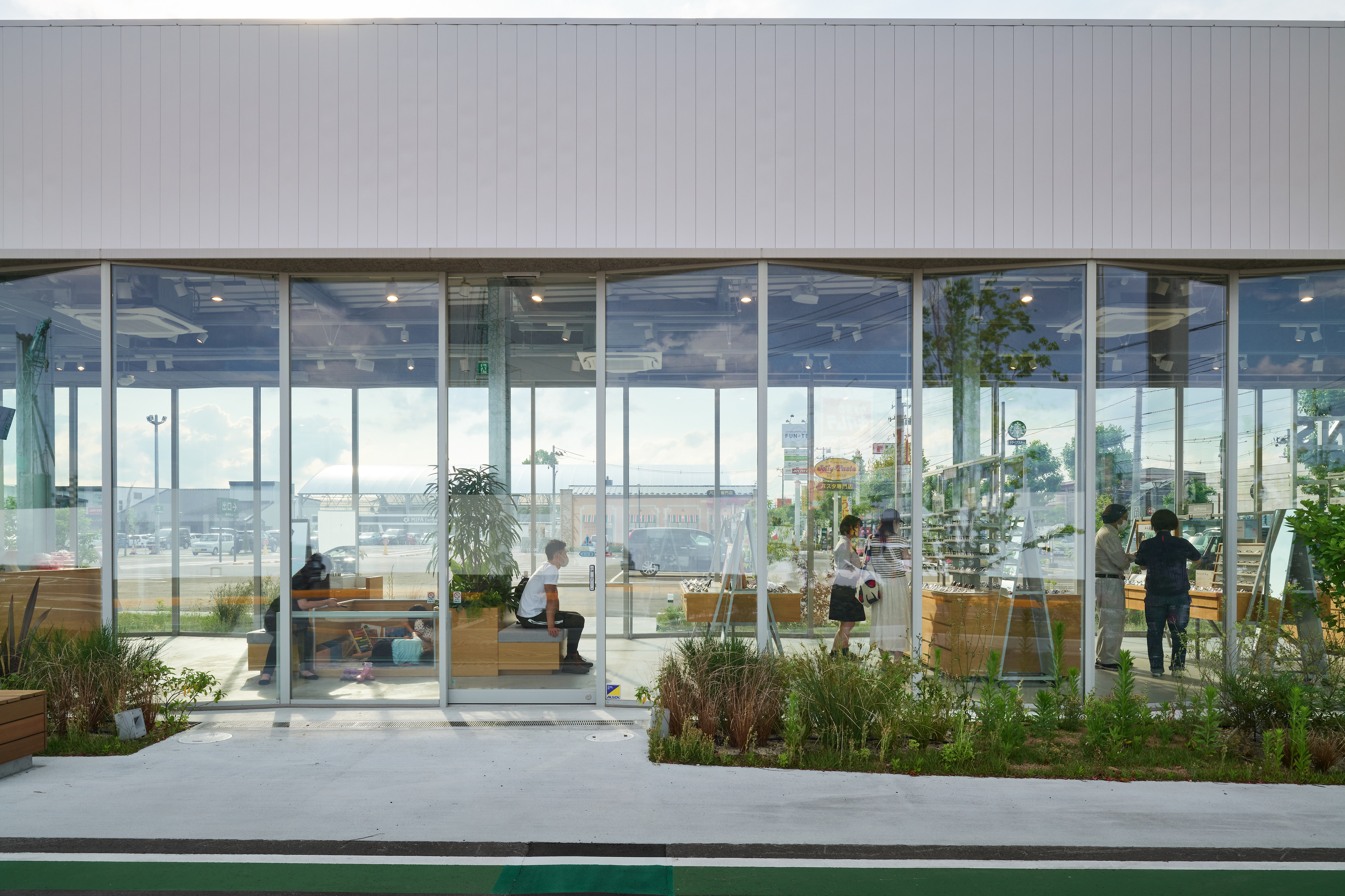 JINS Sendai Izumi 眼镜店丨日本丨Yohei Kawashima architects inc.-37