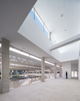 Municipal Sports Pavilion of San Vicente del Raspeig / MCEA | Arquitectura + NAOS 04 ARQUITECTOS