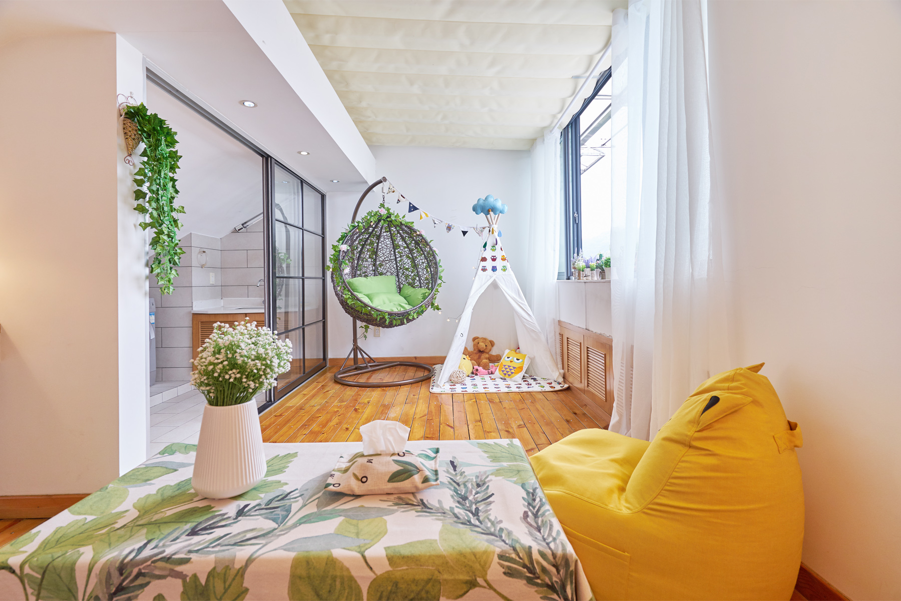 杭州柳浪新苑 70 平混搭风 Loft 软装改造，森系小清新与中国风的完美融合-9