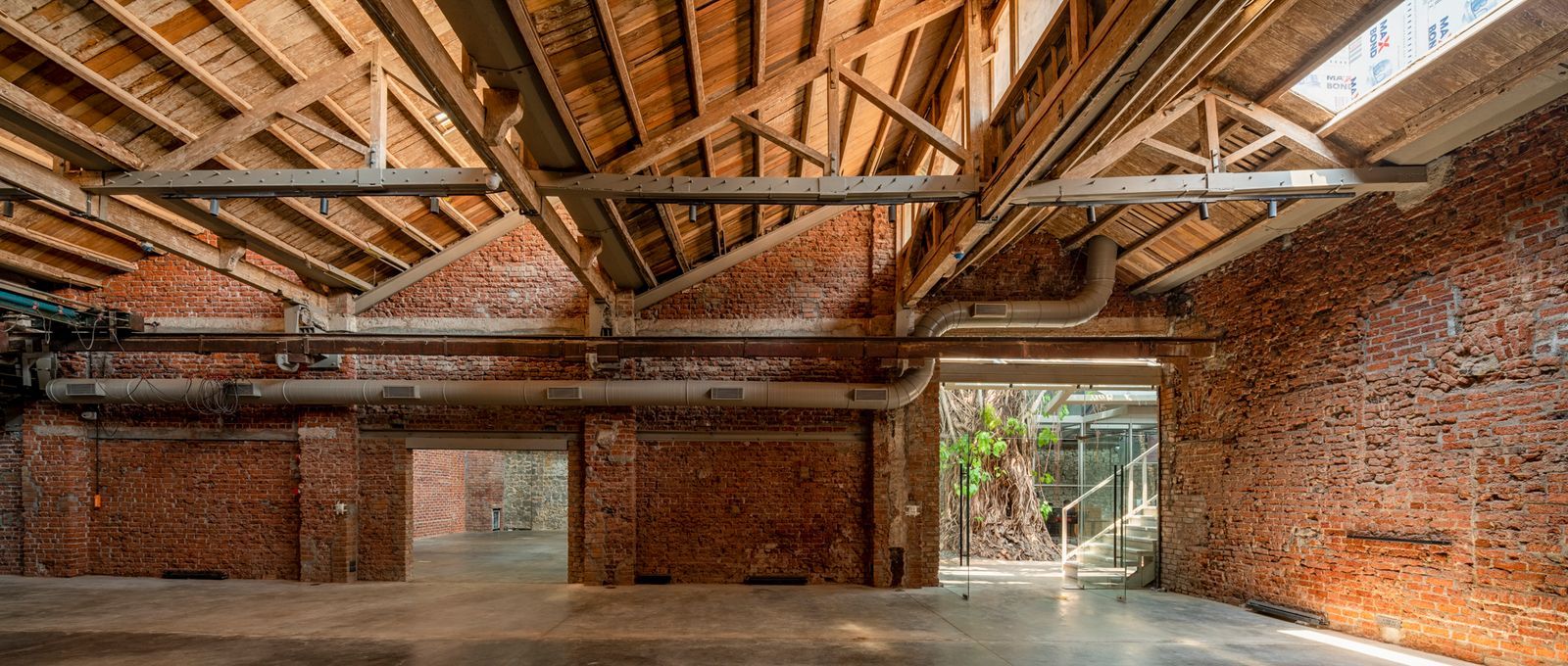 IF·BE（孟买旧冰工厂改造的文化枢纽）丨Malik Architecture-19