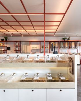 巴西 Batel 零食店 Nova Despensa 设计丨Solo Arquitetos