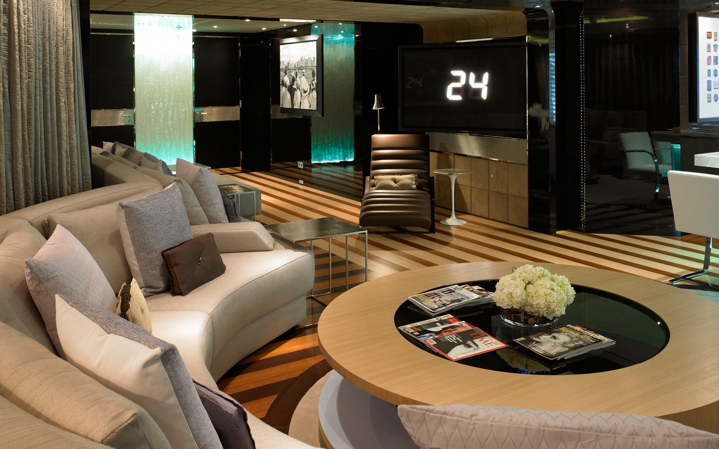 Bannenberg - Rowell Design——游艇内部设计-2-56