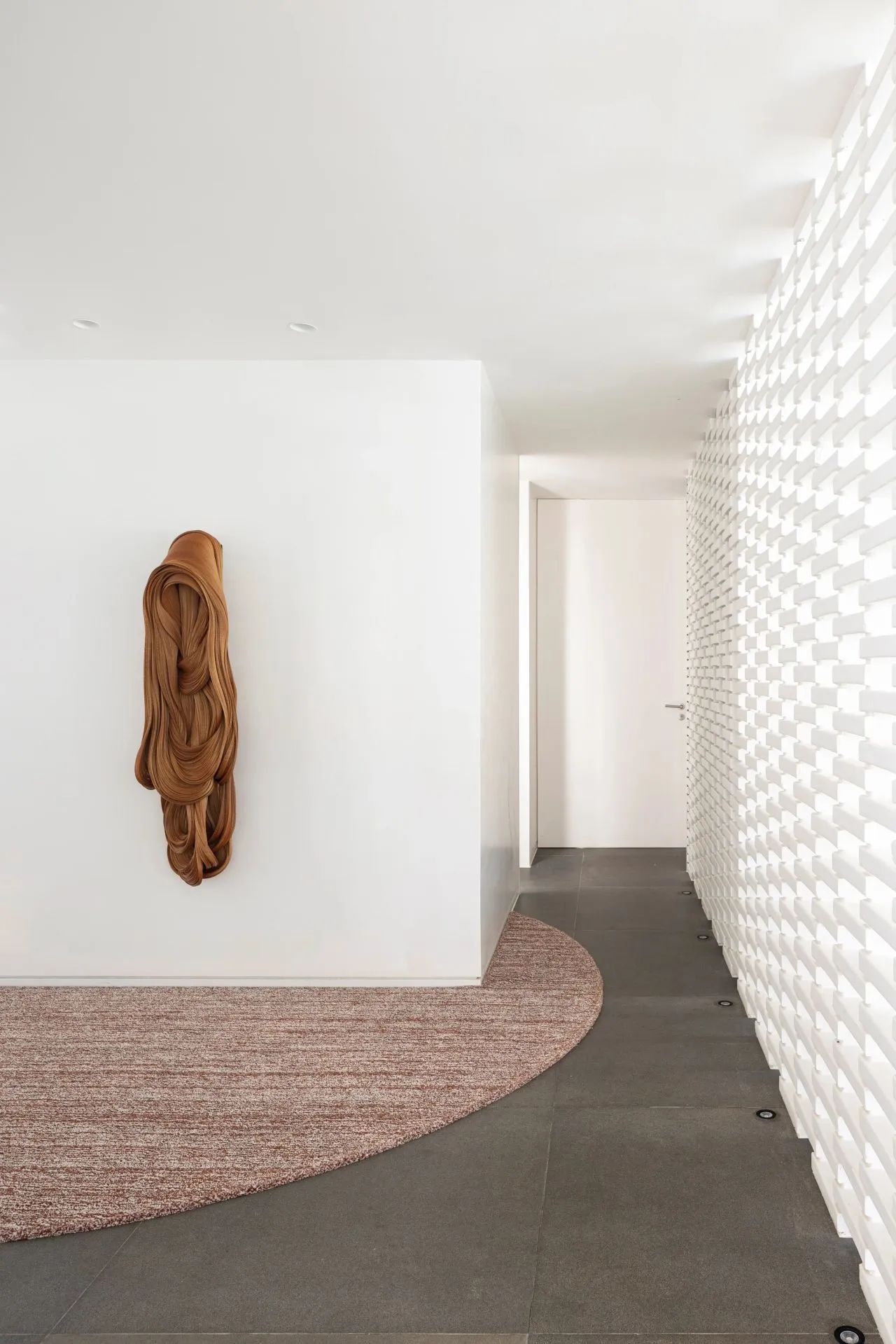 “牛奶蜂巢”屋|White Bricks 住宅丨巴西巴西利亚丨BLOCO Arquitetos-17