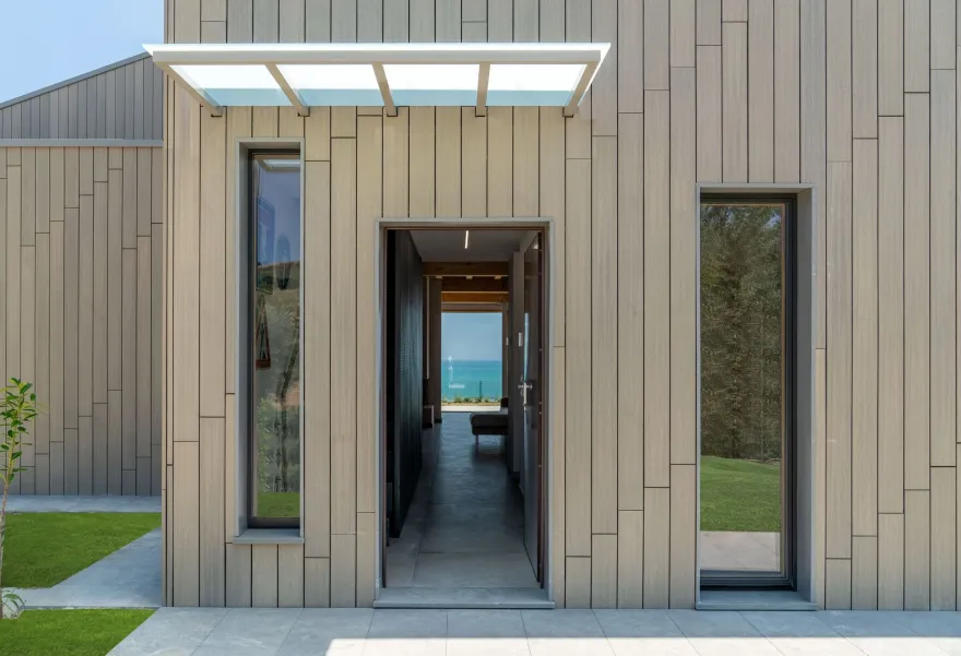 意式简约别墅 · 绿意与海景的生态家园-40