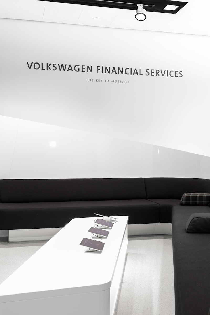 VW 金融服务中心 | 巴诺齐克建筑/布景设计-16