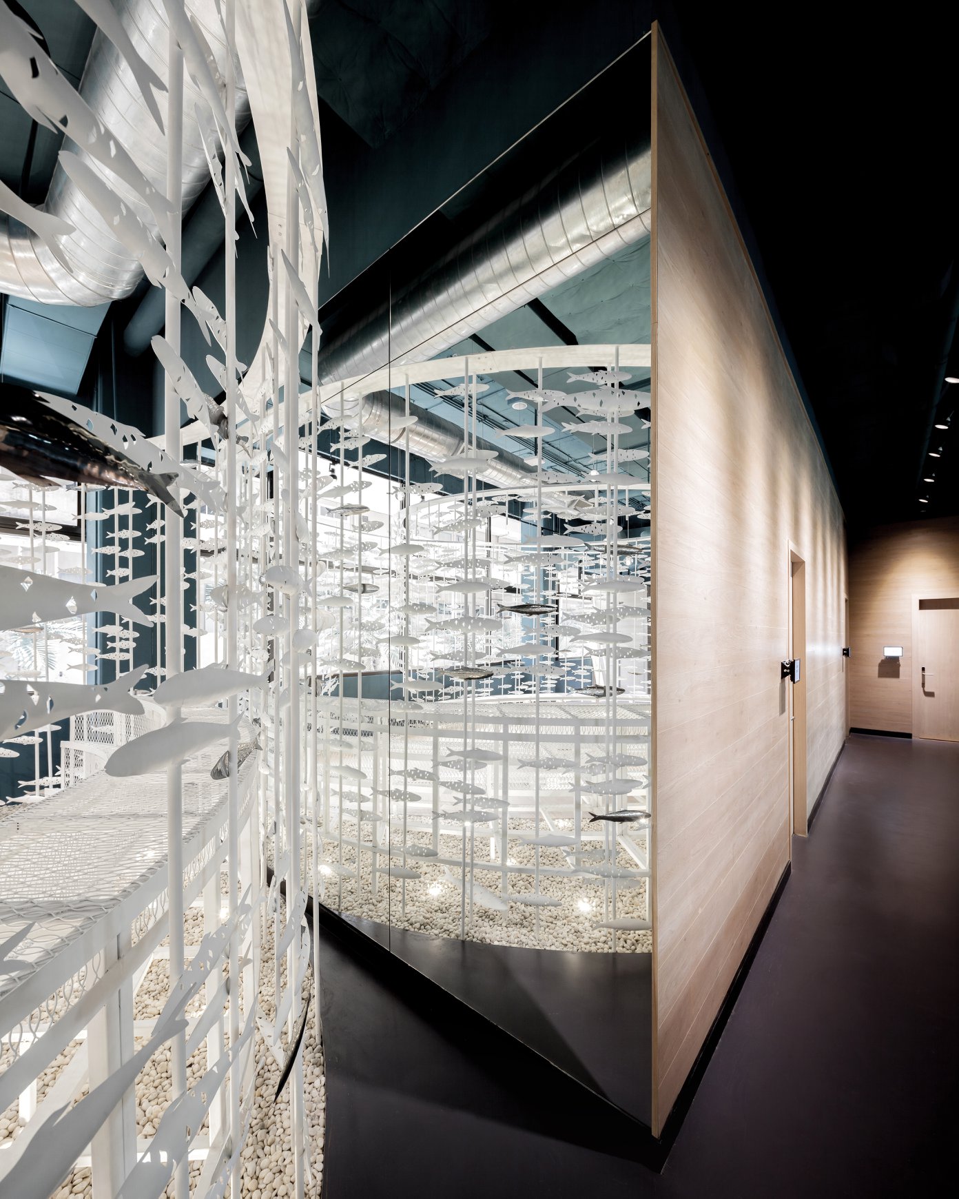 创意漩涡—— Context 工作室的鱼群灵感之作-12