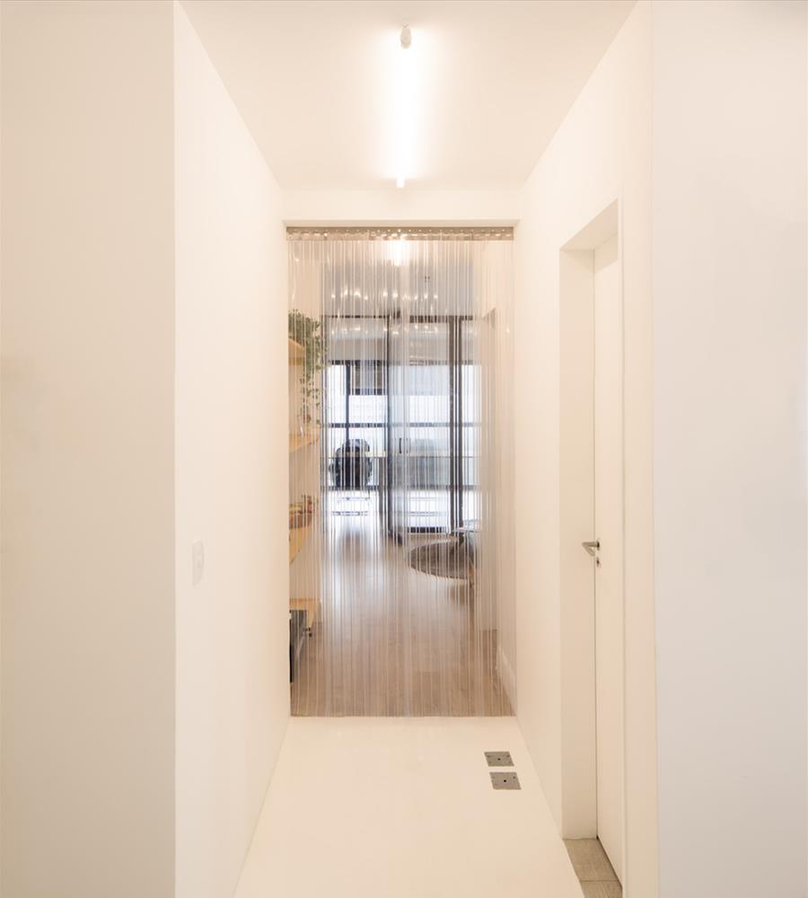 巴西 AE.digital 办公室 | 混凝土、木头与砖头的创意组合-7