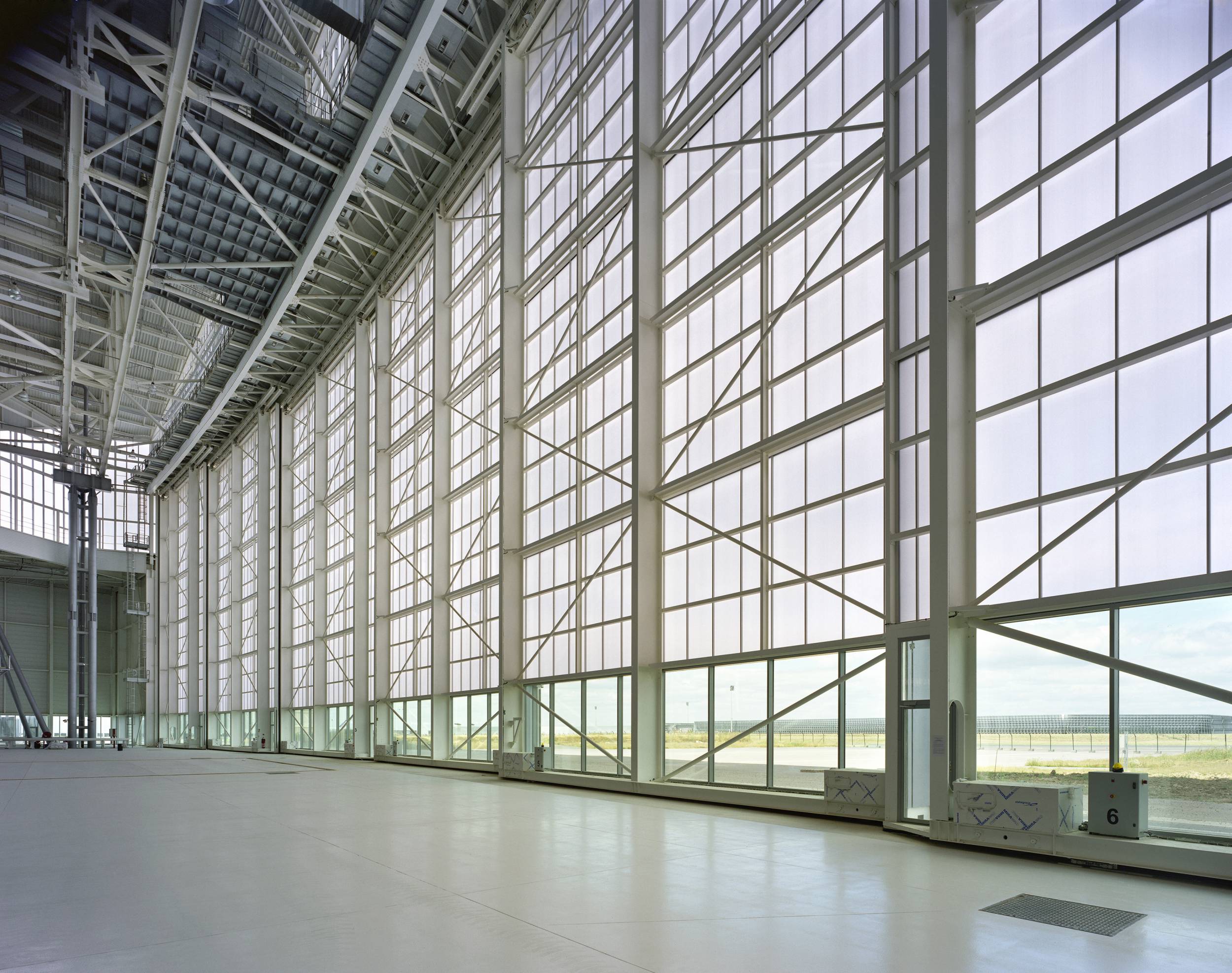 Airbus A380 maintenance facility — Ateliers 2/3/4/-40