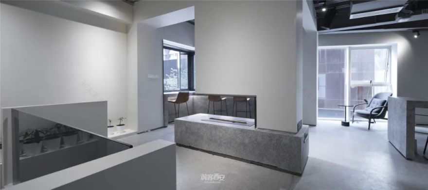 原岩咖啡 | 藏巧于拙,回归本真的商业空间设计-27