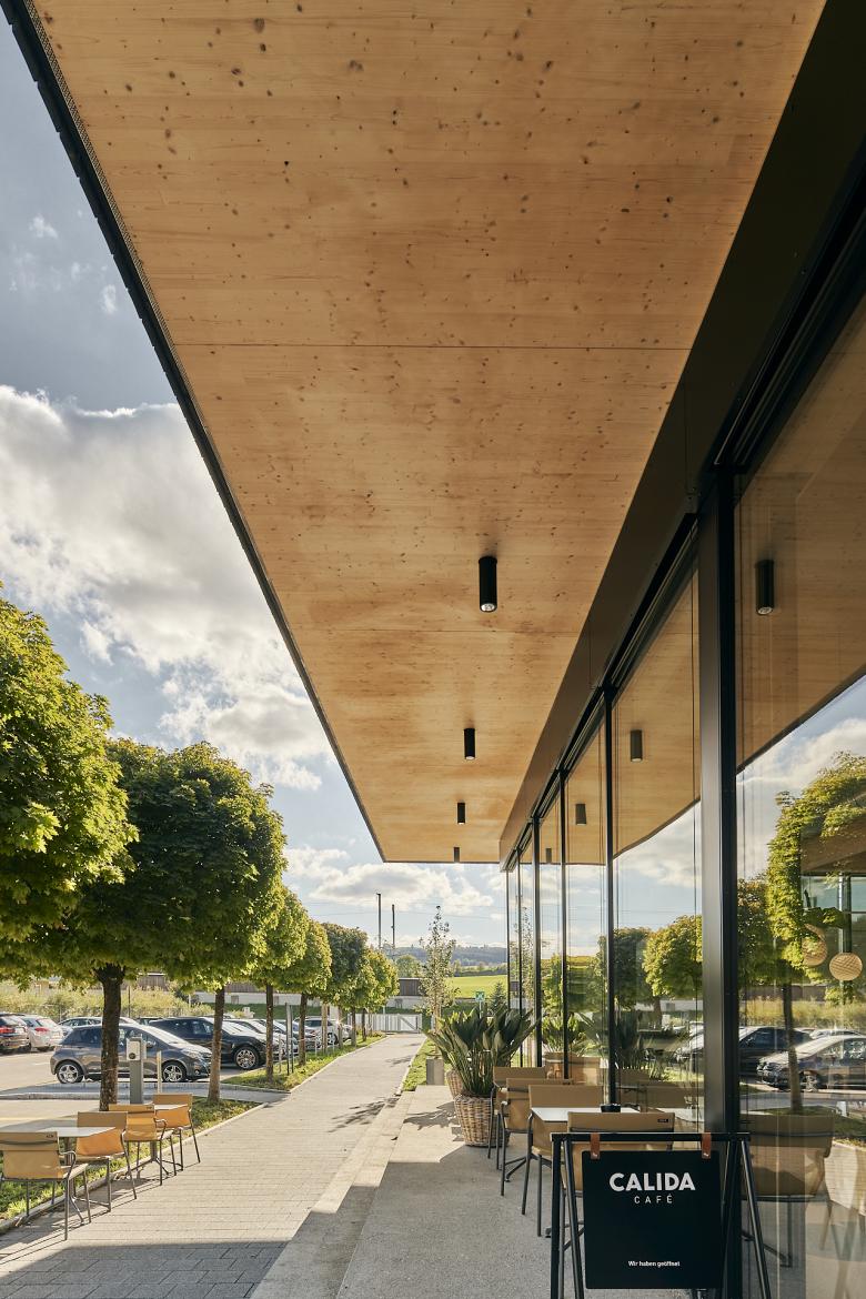 卡利达新工厂直销店丨瑞士丨TK Architekten-26