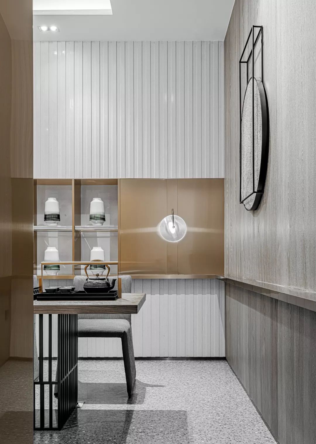 江旅都市方舟营销中心 | 红灰碰撞的年轻活力空间-29