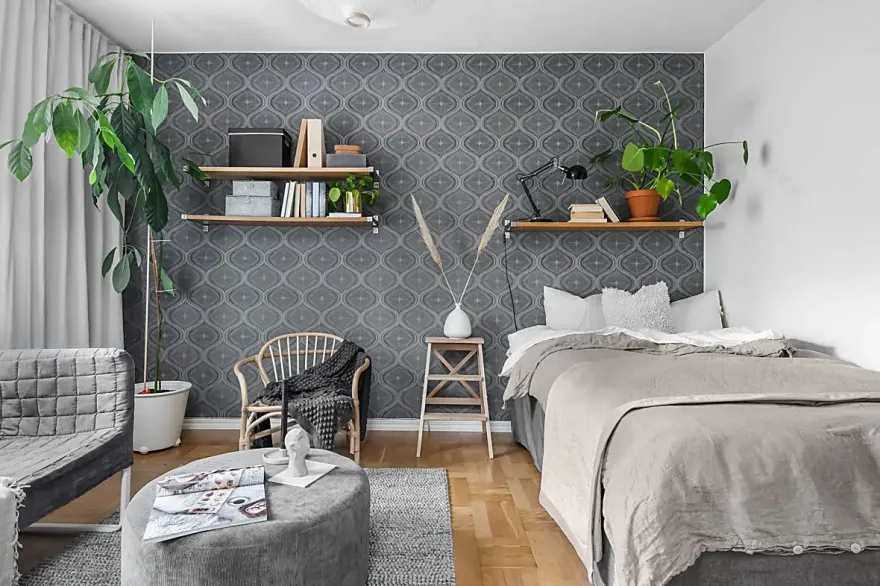 28 平米灰色系公寓,用图案壁纸与藤编家具营造温馨时尚空间-3