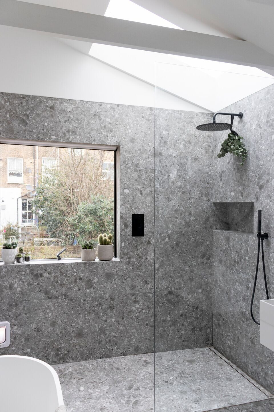 伦敦 Stoke Newington 区的焦黑木质空间丨英国伦敦丨William Tozer Associates-22