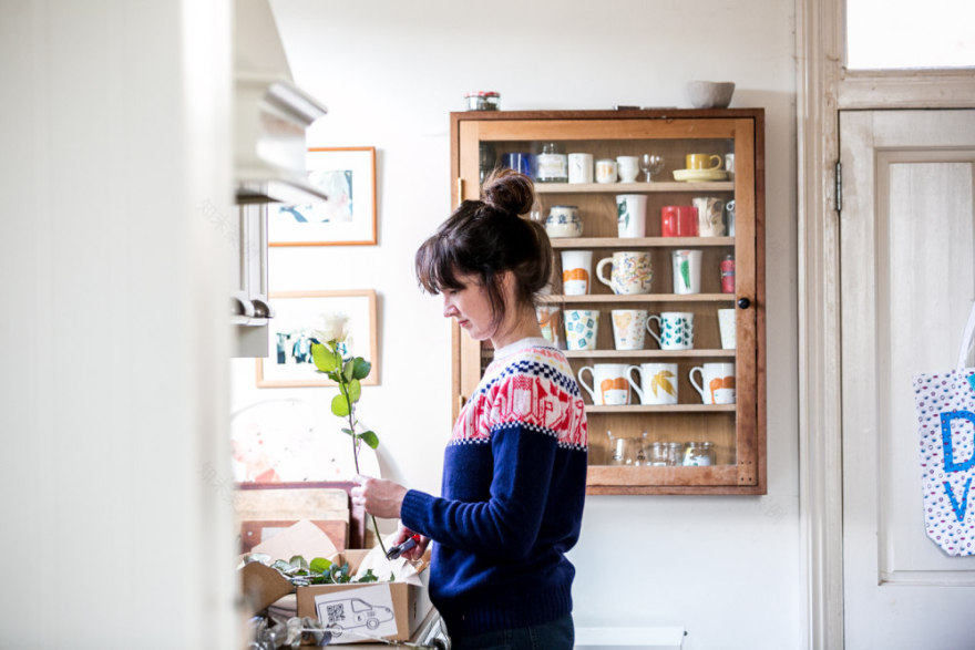 现代之家 | 伦敦莱顿斯通的温馨圣诞设计-9