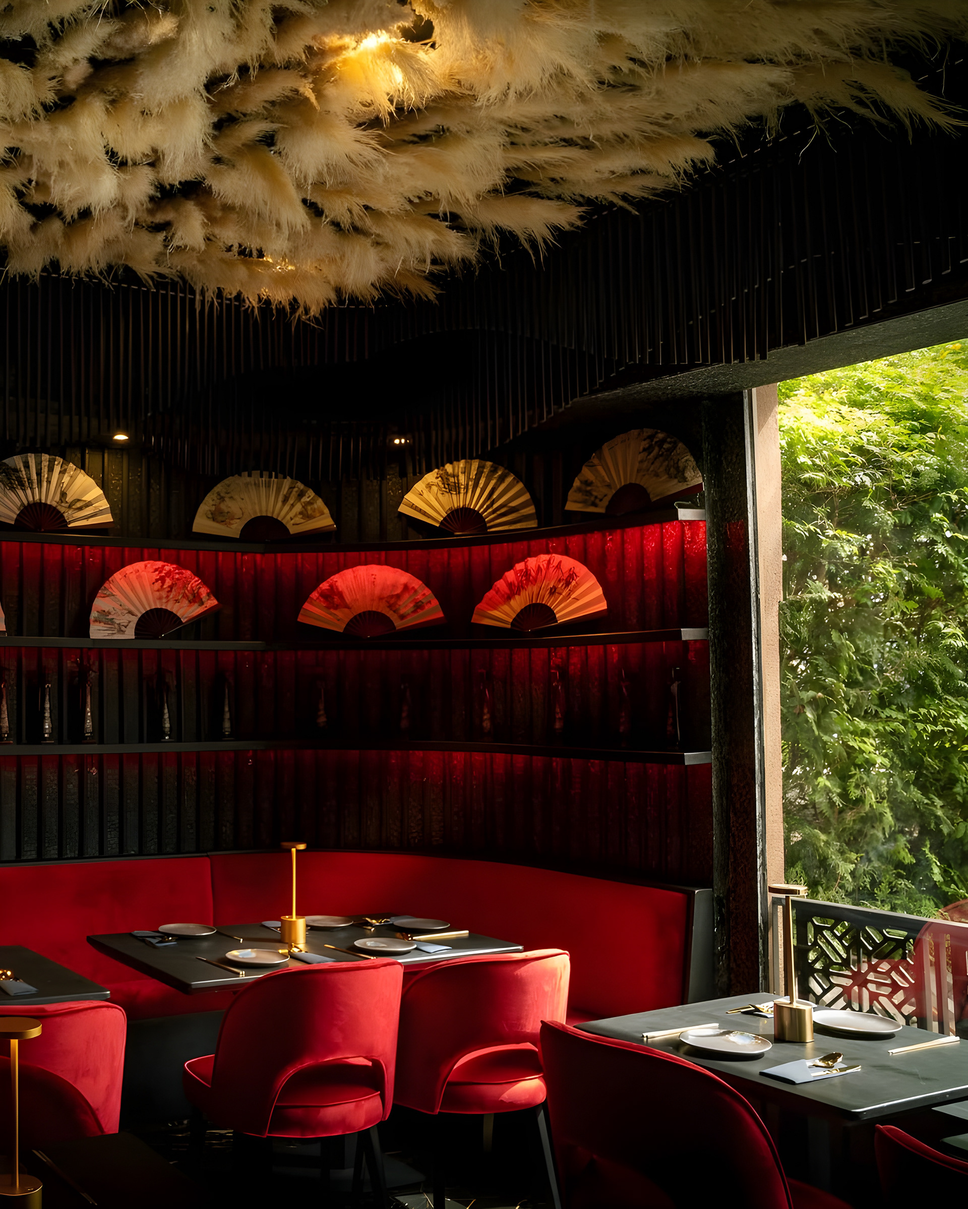 赤井餐厅酒吧（注：AKAI可能是人名、地名等特定名称，若AKAI有特定含义，需根据实际情况调整翻译） 丨德国柏林丨A  Plus Team-15