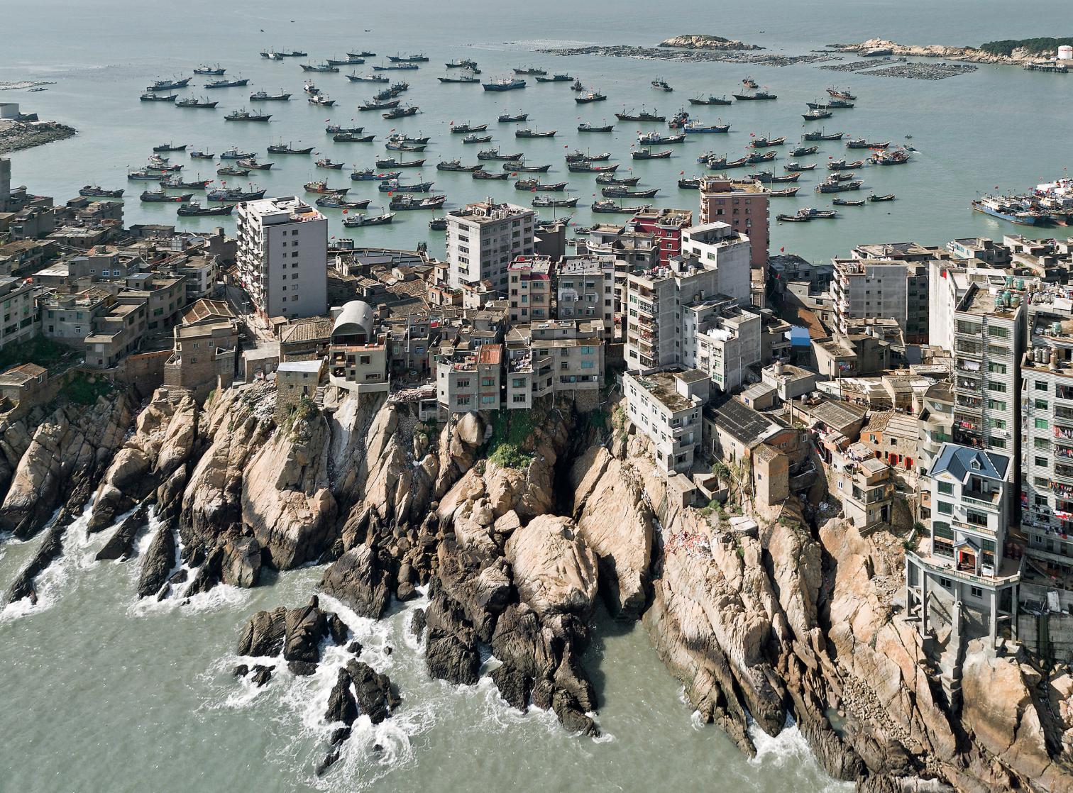 福州船长之家 | 海滨旧宅新生，打造光影交织的海港之灯-2