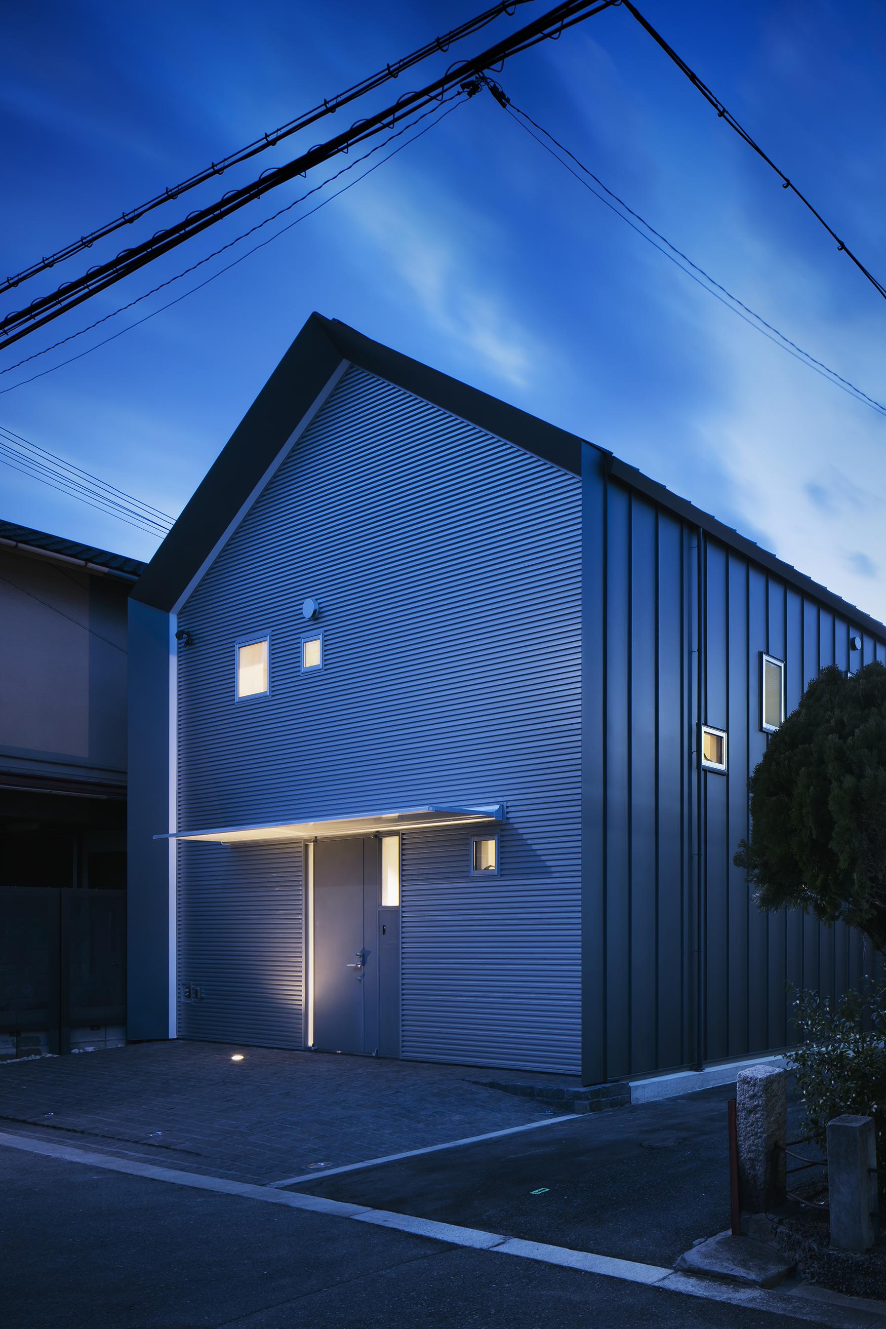 日本大阪平川简约住宅 | 室内外和谐共生的生活空间-3