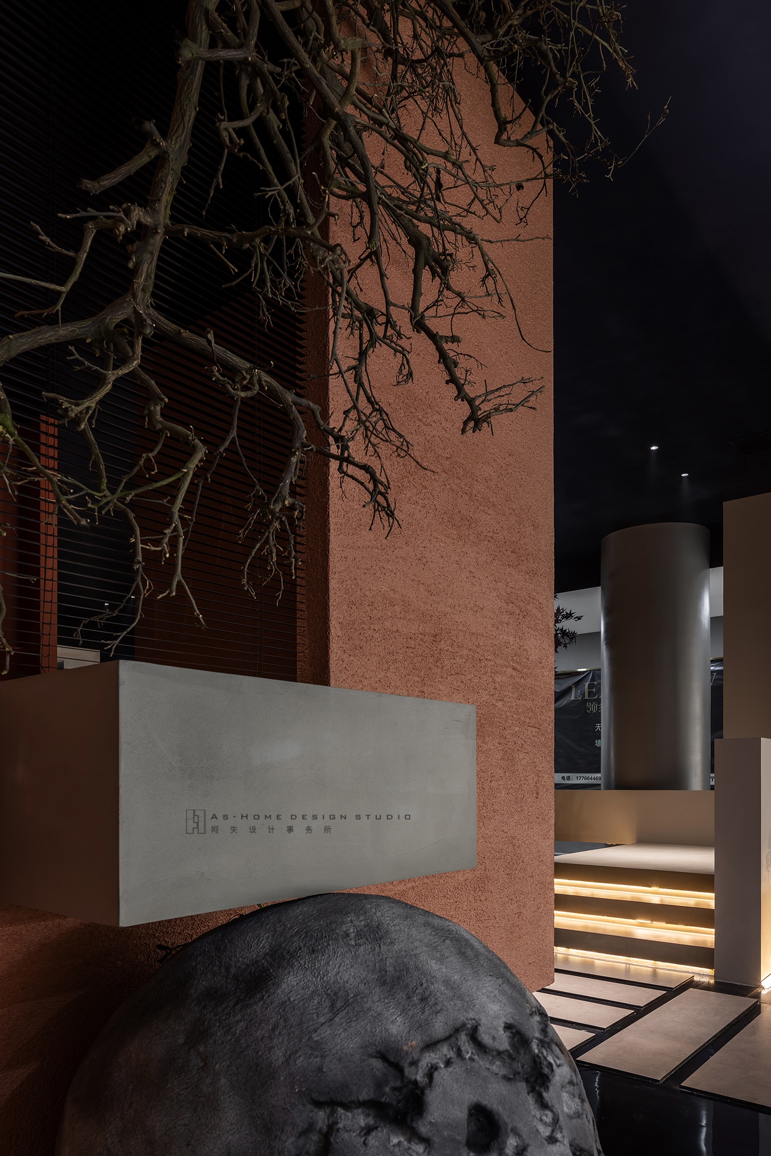 悬浮的涂料展厅-37