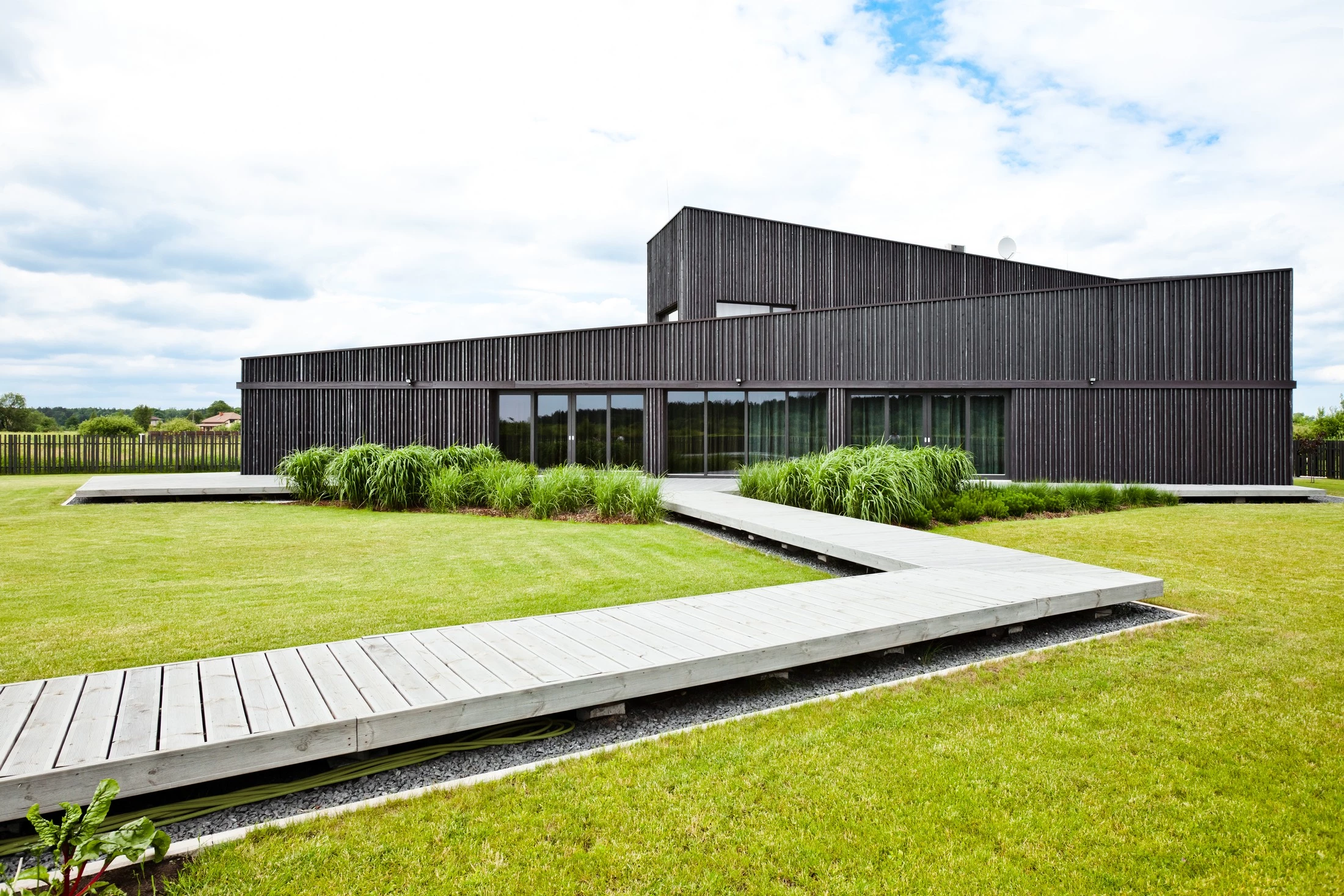 私人住宅中的日式庭园空间-17